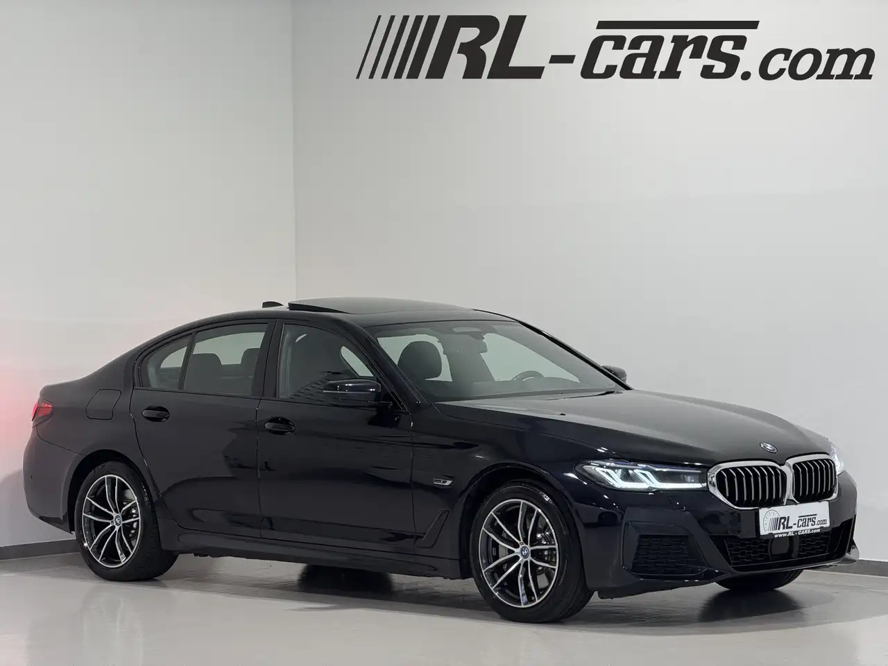 BMW 530 e xDrive G30 LCI Aut/M-Sport/Schiebedach/HEAD-UP