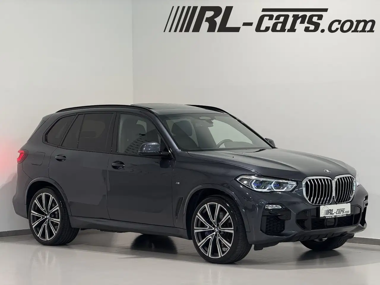 BMW X5 xDrive45e/M-Sport/SOFT-Close/PanoSkyLounge/Laser