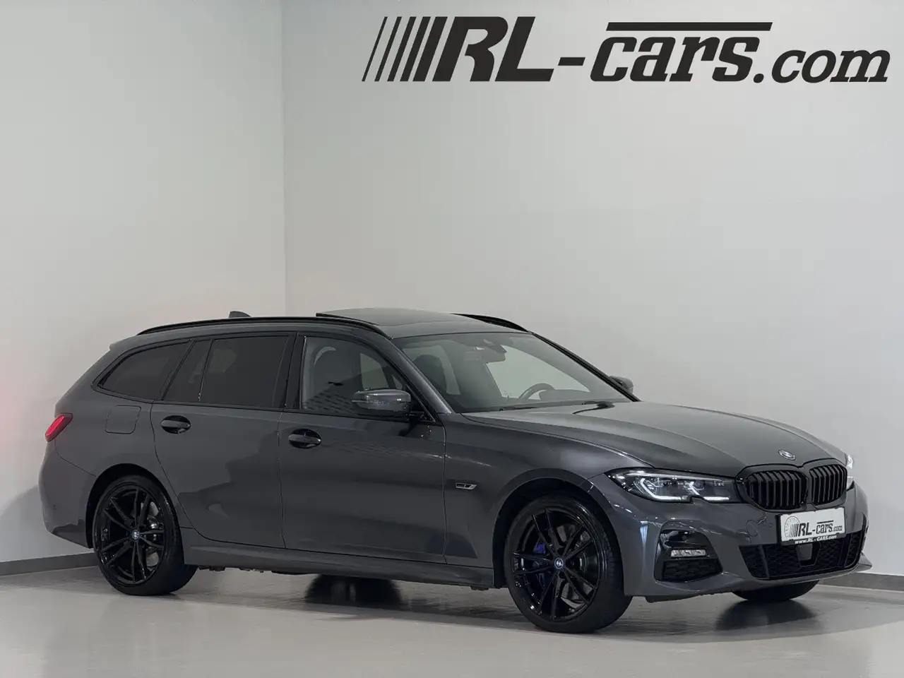 BMW 330 e xDrive G21/M-Sport/Panorama/HEAD-UP/Laser