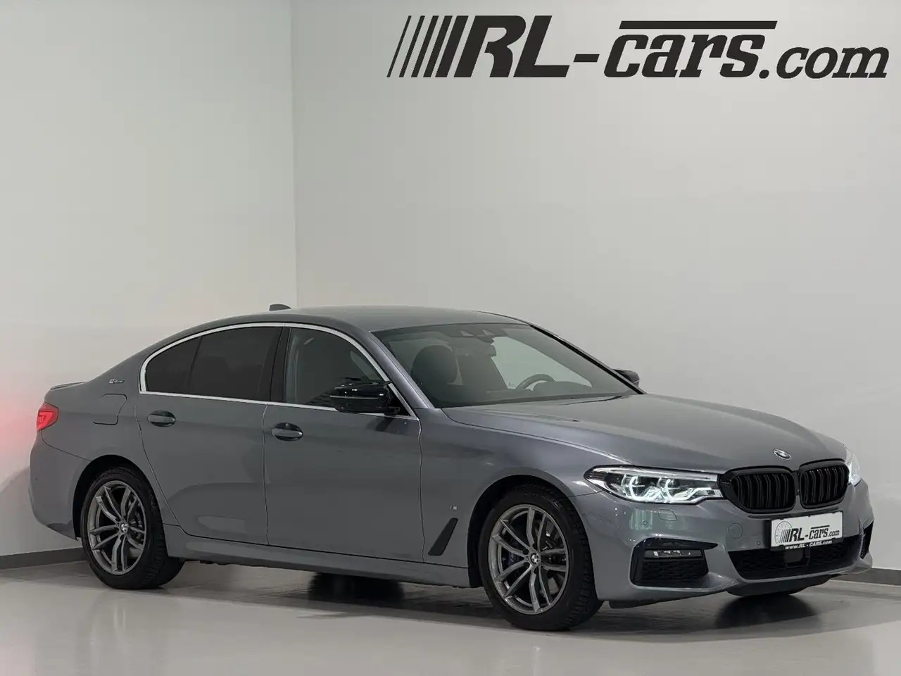 BMW 530 e G30/M-Sport/HEAD-UP/360*Grad/KEYLESS/Memory